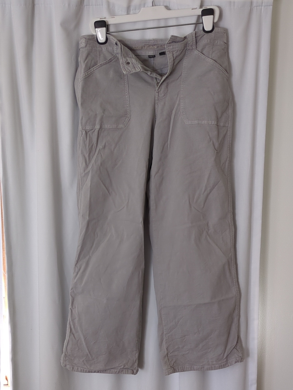 American Eagle Outfitters Straight-Leg Light Gray Women's Pants